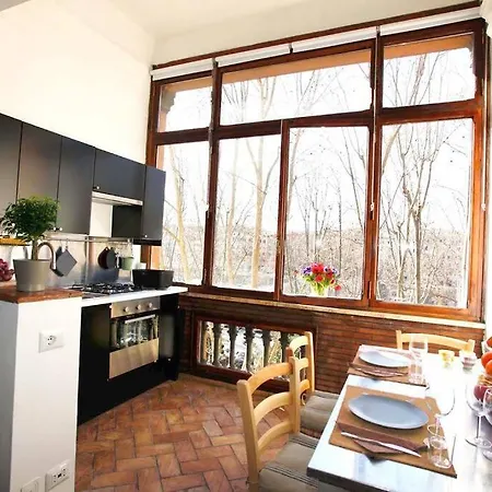 Spanish Steps Luxury Loft *